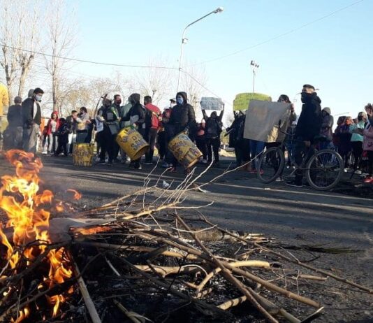 MANIFESTACIÓN Y CORTE SOBRE RUTA 40 A PEDIDO DE JUSTICIA POR JORGE CARREÑO