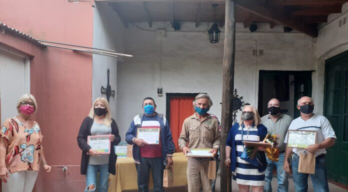 RECONOCIMIENTO A EMPLEADOS Y EMPLEADAS MUNICIPALES