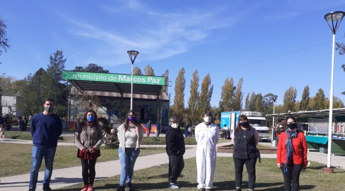 FERIA ITINERANTE Y AGROECOLÓGICA: NUEVOS PUESTOS DE PRODUCTORES LOCALES DE MIEL ORGÁNICA