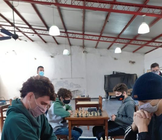 JUEGOS BONAERENSES 2021: SE LLEVÓ A CABO LA COMPETENCIA DISTRITAL DE AJEDREZ