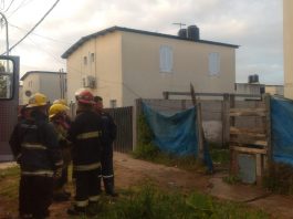 INCENDIO DE VIVIENDA EN EL BARRIO BICENTENARIO