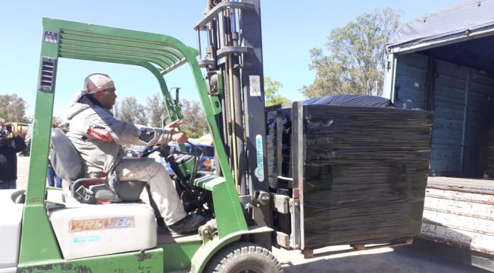 LLEGARON NUEVAS PLACAS LED Y GESTIÓN PÚBLICA YA ESTÁ TRABAJANDO EN SU COLOCACIÓN