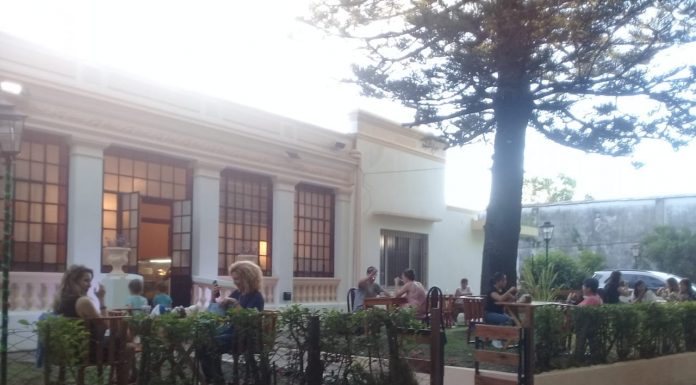 LA HELADERIA FENICE YA ABRIÓ SUS PUERTAS