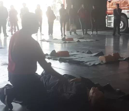 BOMBEROS YA CAPACITÓ A MÁS DE 50 VECINOS DE NUESTRA CIUDAD