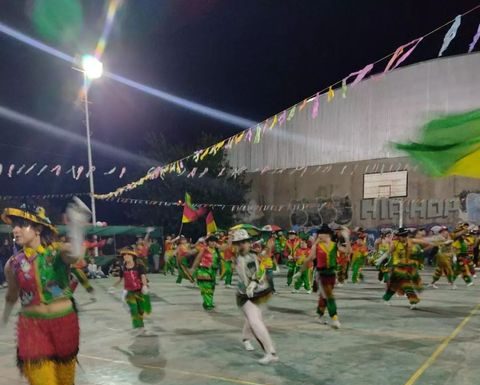 FIESTA DE MURGAS A CARGO DE LOS DESUBICADOS DEL PALENQUE