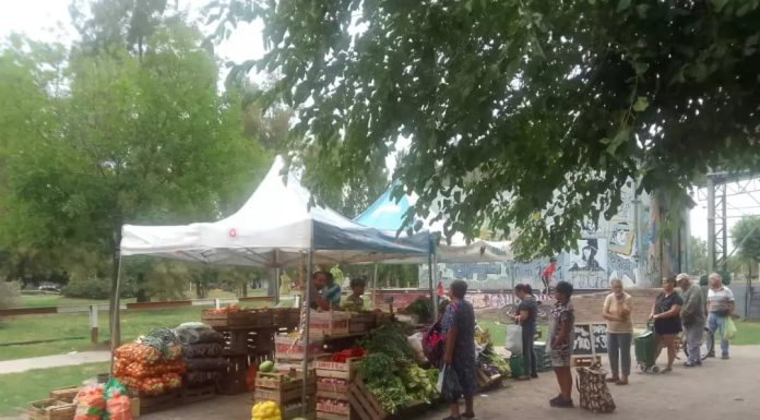 Feria y buenos precios en el Paseo de la Estación