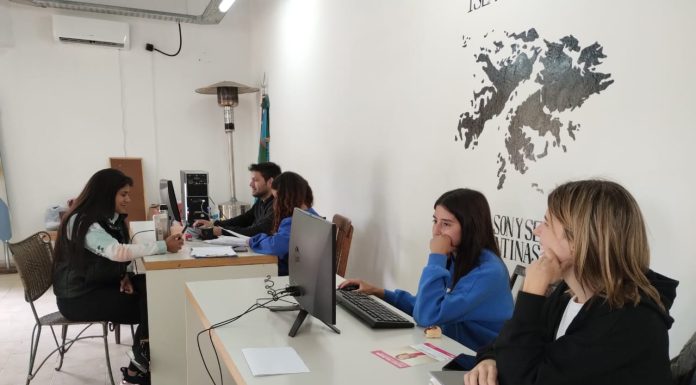 Ropero solidario en La Trocha