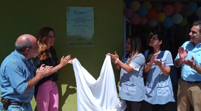 Victoria Tolosa Paz y el intendente municipal inauguraron el EPI de barrio El Prado