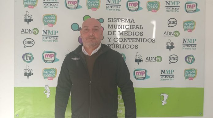 El precandidato Walter Rosales visitó la Radio Pública