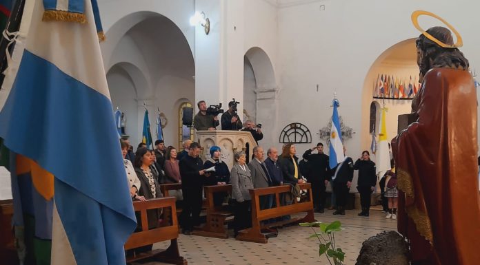 ACTO EN CONMEMORACIÓN AL GENERAL SAN MARTÍN