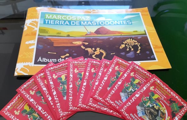 YA SE ENCUENTRA A LA VENTA EL ÁLBUM DE FIGURITAS DE ‘MUNDODINO’