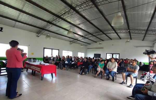 ENTREGA DE CERTIFICADOS A PROMOTORAS DE SALUD