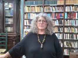 ROBARON EL WHATSAPP DE LA BIBLIOTECA SAN MARTÍN