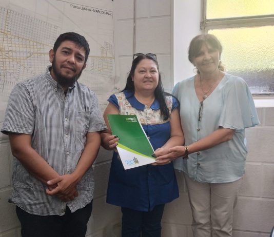 AYUDA ECONÓMICA A LA ESCUELA PRIMARIA N°19 DEL BARRIO URIOSTE