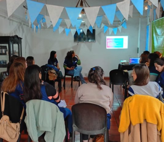 CAPACITACIÓN DOCENTE EN LA CASA DE LA CULTURA