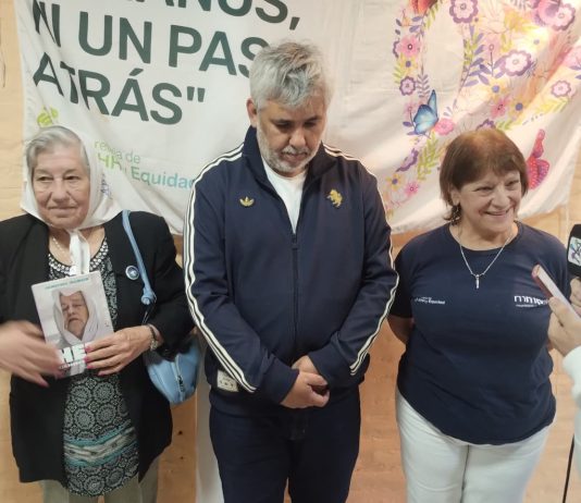 SE PRESENTÓ EL LIBRO ´HEBE Y LA FÁBRICA DE SOMBREROS´
