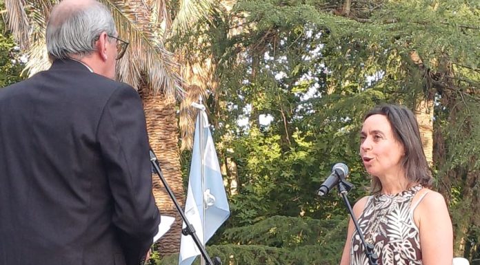 LOS FUNCIONARIOS ELECTOS JURARON EN LA PLAZA SAN MARTÍN