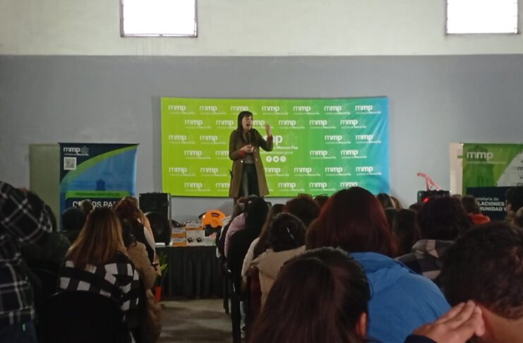 CURSO GRATUITO DE PRIMEROS AUXILIOS REUNIÓ A VECINOS EN UNA NUEVA JORNADA DE CAPACITACIÓN