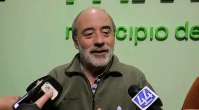 CONFERENCIA DE CURUTCHET: AUDIENCIA PÚBLICA, ´SÚPER NIÑO´ Y POLO UNIVERSITARIO