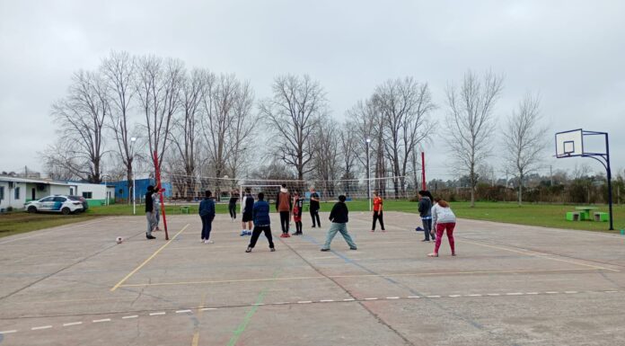 JORNADA DEPORTIVA Y RECREATIVA DEL PROGRAMA ENVIÓN EN EL CIC BARRIO NUESTRA SEÑORA DE LA PAZ