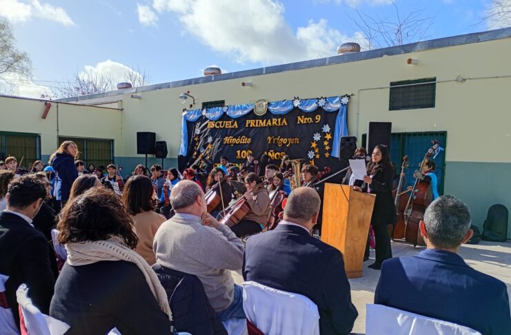 PRIMEROS 100 AÑOS PARA LA ESCUELA N°9