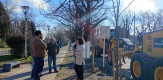 EL MUNICIPIO INCORPORÓ DOS NUEVAS MOTONIVELADORAS PARA EL MANTENIMIENTO DE CALLES