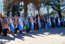 REALIZARON EL ACTO POR EL DÍA DEL MAESTRO EN LA PLAZA SAN MARTÍN