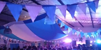 JÓVENES DISFRUTARON DE UNA NUEVA MATINÉ PRIMAVERA EN EL CIC DE LA PAZ