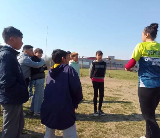 FELIZ DÍA DEL PROFESOR Y LA PROFESORA DE EDUCACIÓN FÍSICA