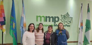 EL MUNICIPIO ENTREGÓ AYUDA ECONÓMICA A LAS ESCUELAS SECUNDARIAS N°2 Y N°8